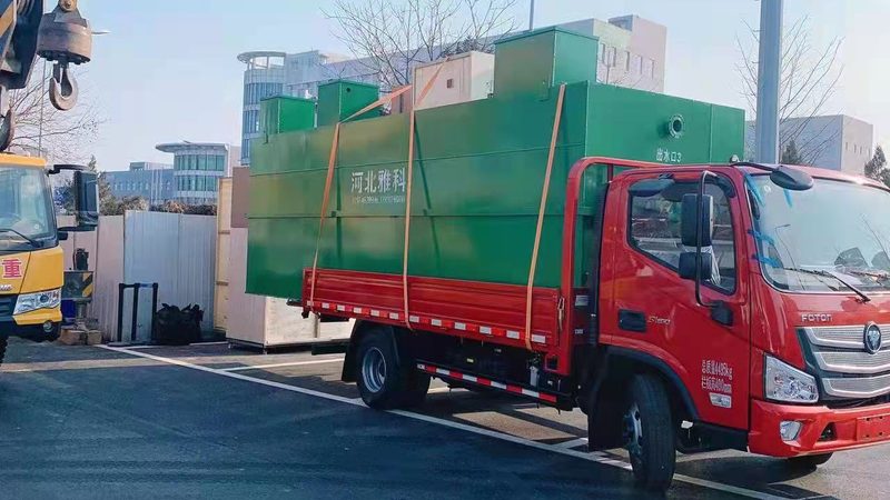 玻璃钢一体化污水处理设备：揭秘其批发价格背后的考量**